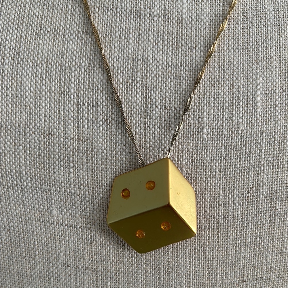 Vintage Cube Dice Game Piece Gold Pin/Brooch - Picture 5 of 10